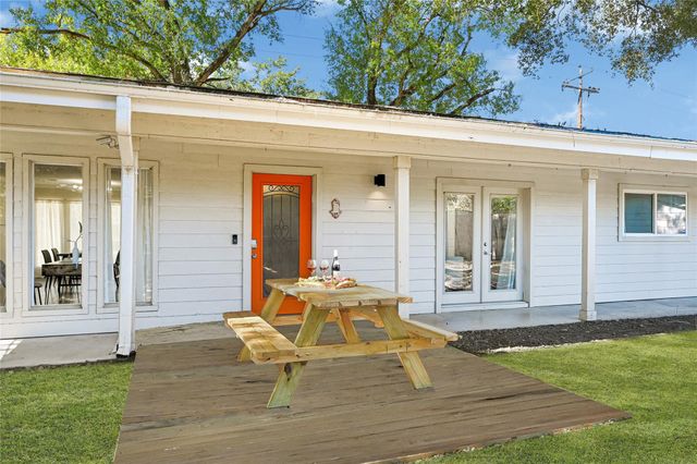 5534 Loch Lomond, Houston, TX, 77096