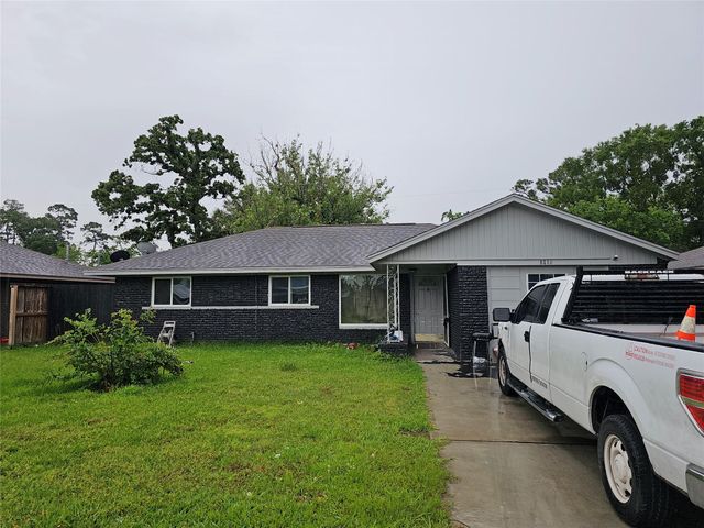  9210 Homewood Ln, Houston, TX 77078