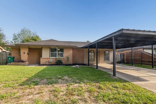  3518 Thornwood Dr, Pasadena, TX 77503