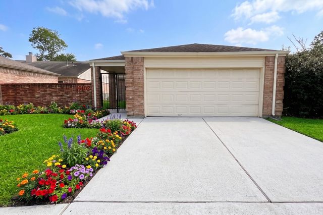  18527 Trail Bend Ln, Houston, TX 77084