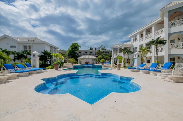2 Barrier Reef Dr, San Pedro