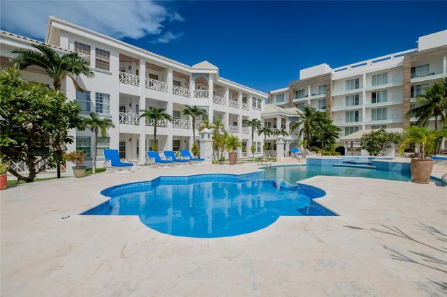 2 Barrier Reef Dr, San Pedro