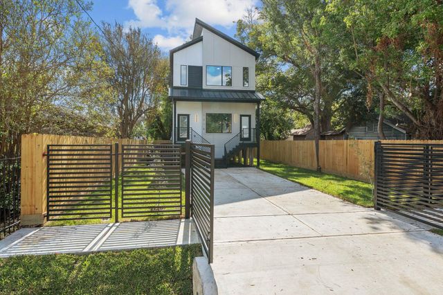 1216 Johnston, Houston, TX, 77022