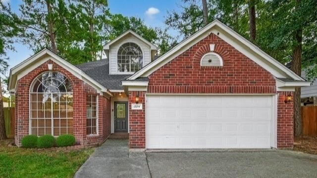  15214 River Park Dr, Houston, TX 77070