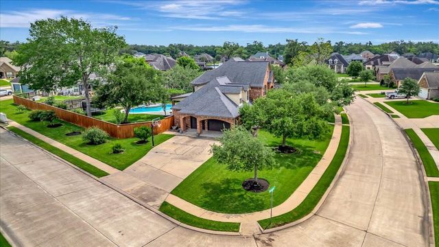 51 Deerwood, Lake Jackson, TX, 77566