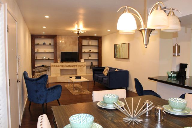 5343 Richmond, Houston, TX, 77056