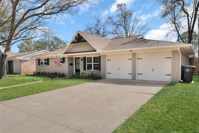 143 Bluebonnet, Sugar Land, TX, 77478