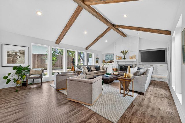  415 Ramblewood Rd, Houston, TX 77079