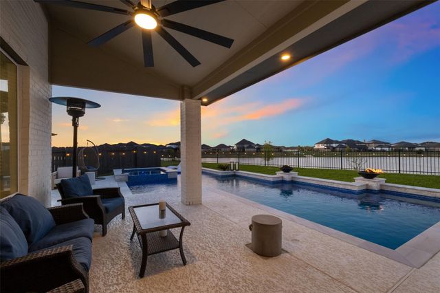  28306 Hannahs Harbor Ln, Katy, TX 77494