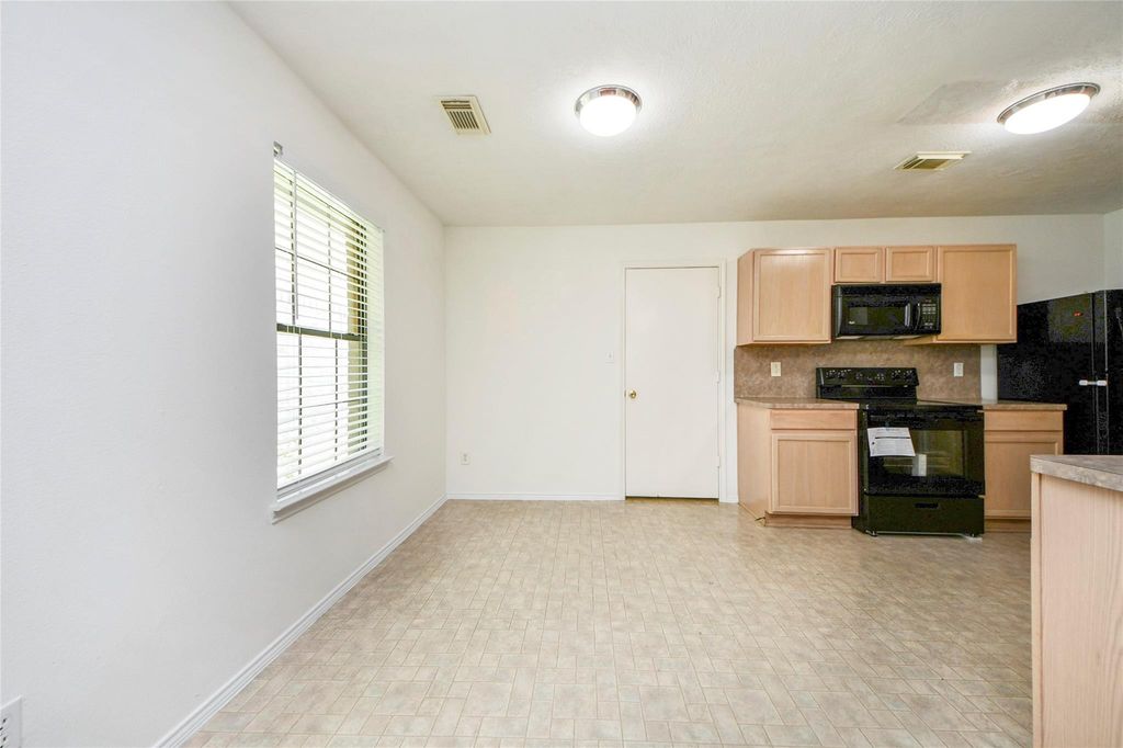 16134 Coleburn Dr photo 21