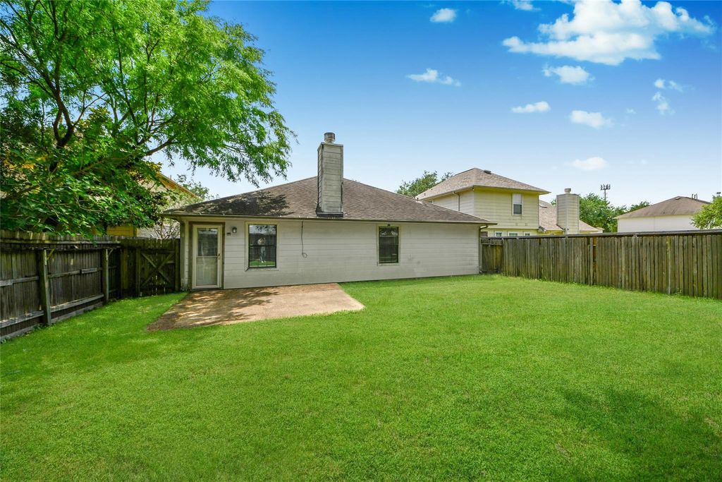 16134 Coleburn Dr photo 35