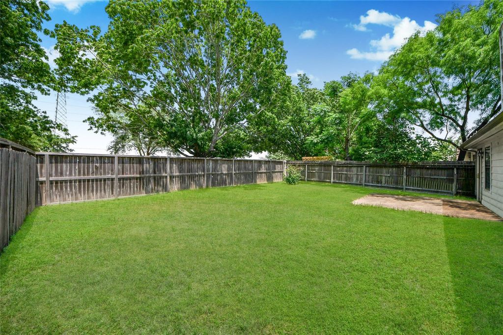 16134 Coleburn Dr photo 37