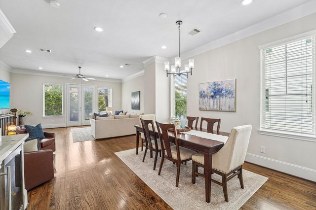 1010 24th, Houston, TX, 77008