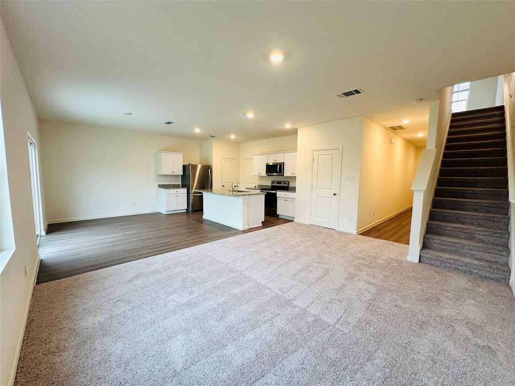 14850 Calderon Dr photo 5