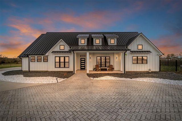 2485 County Road 203, East Bernard, TX, 77435