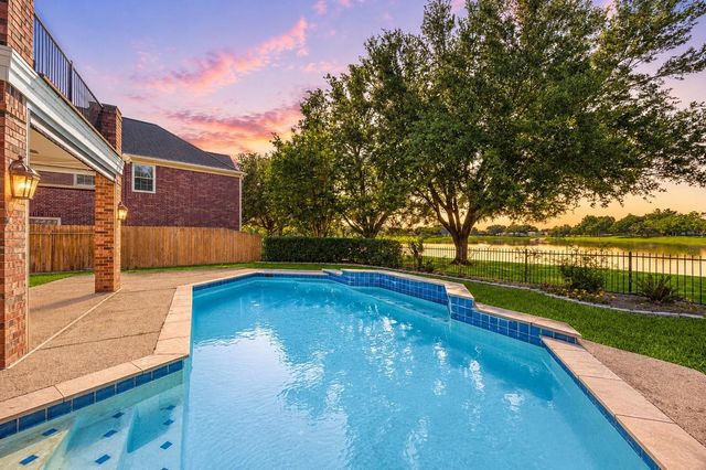  1706 Lake Charlotte Ln, Richmond, TX 77406