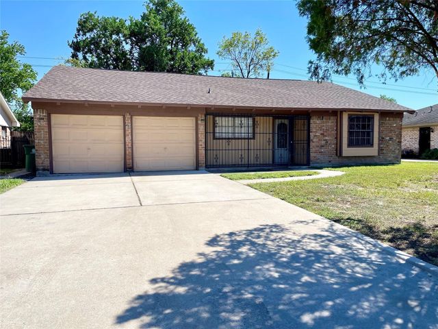 927 Greatwood, Houston, TX, 77013