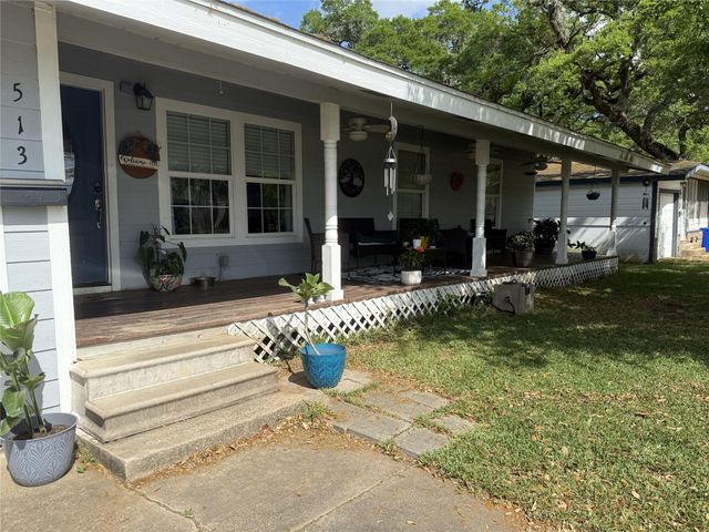 513 Magnolia, Lake Jackson, TX, 77566
