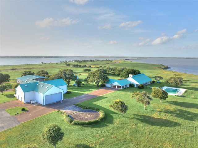 1005 Shoreline, Port Lavaca, TX, 77979