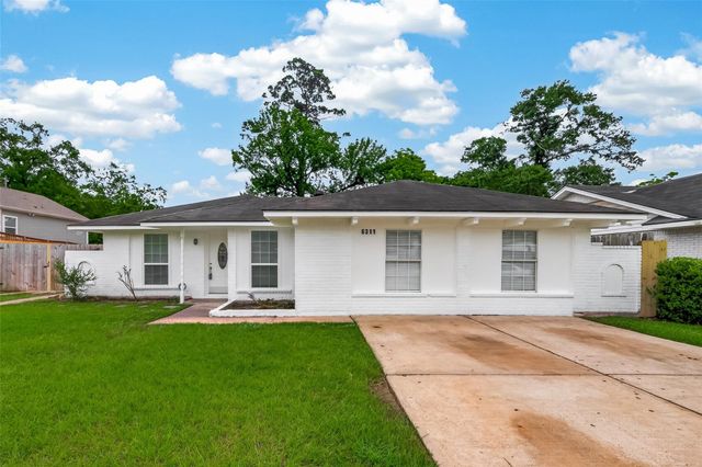  6311 Tall Willow Dr, Houston, TX 77088