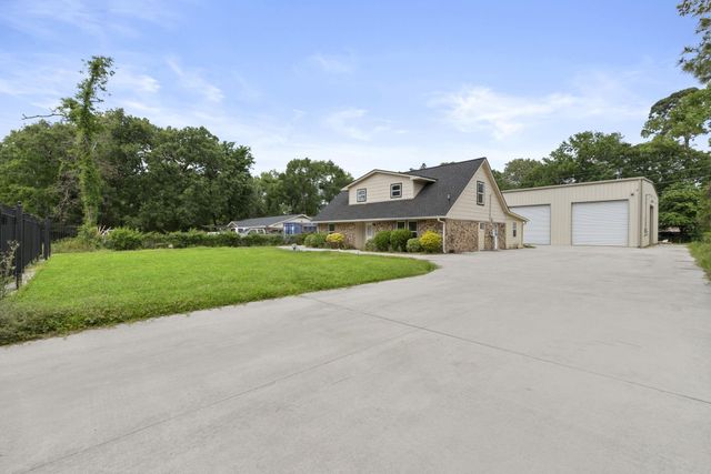 1903 Pinewoods, Spring, TX, 77386