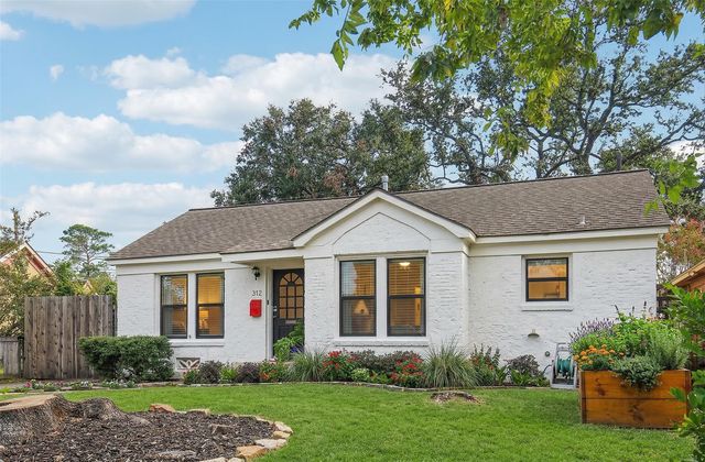 312 Graceland, Houston, TX, 77009