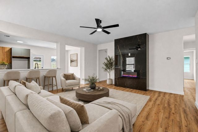 9307 Fillmont, Houston, TX, 77044