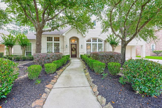  2318 Spring Lake Park Ln, Spring, TX 77386