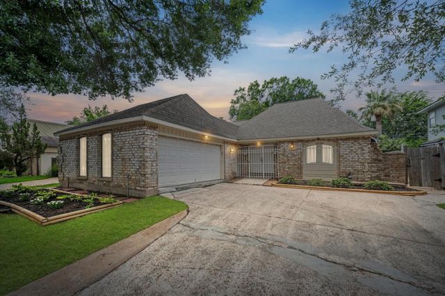  2934 Ashford Trail Dr, Houston, TX 77082