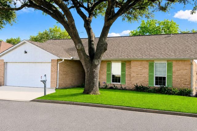 1517 Oakcrest, Wharton, TX, 77488