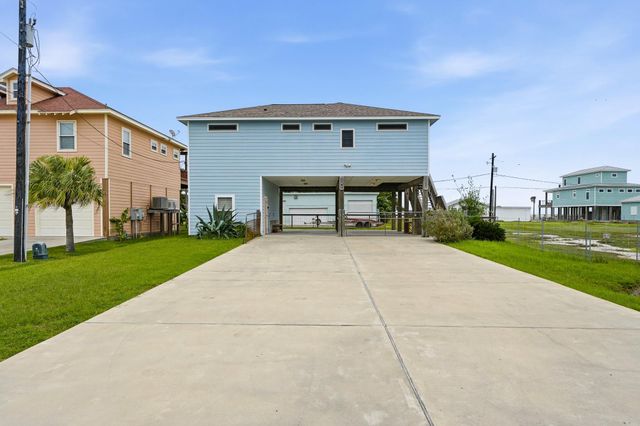 1306 Magnolia