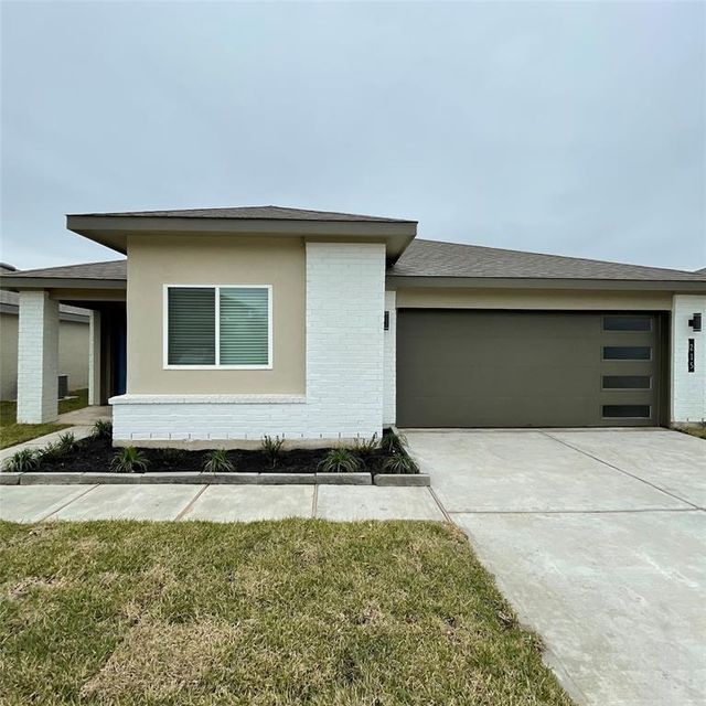 215 Dusty Bridle, Rosharon, TX, 77583