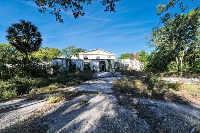  415 White Wing Ln, Houston, TX 77079