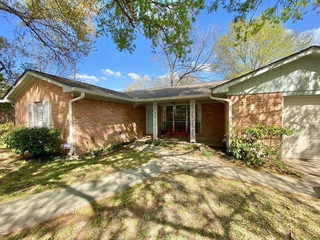 1609 Pin Oak, Huntsville, TX, 77340