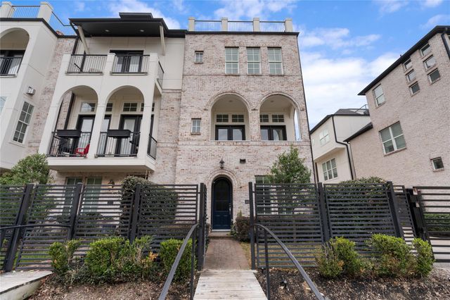  2613 Maxroy St, Houston, TX 77007