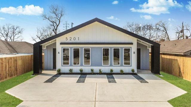5201 Fairchild, Houston, TX, 77028