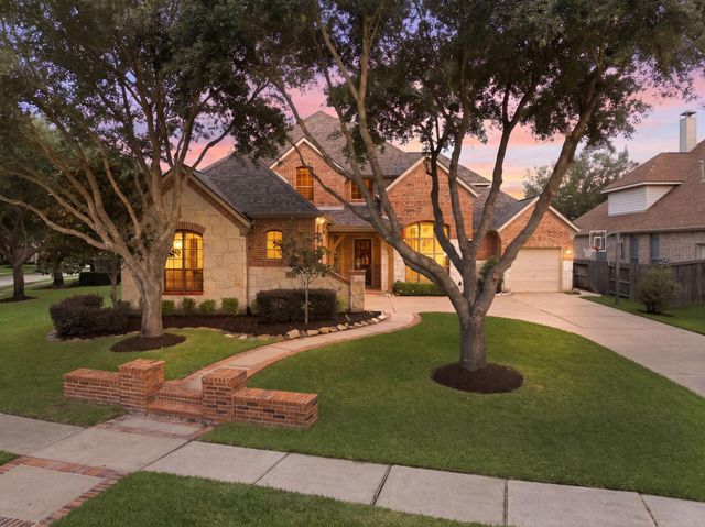  18406 S Settlers Shore Dr, Cypress, TX 77433