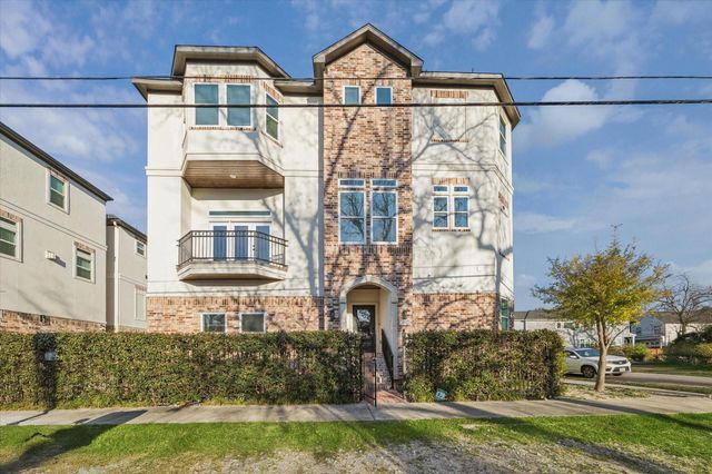 1003 28th, Houston, TX, 77009
