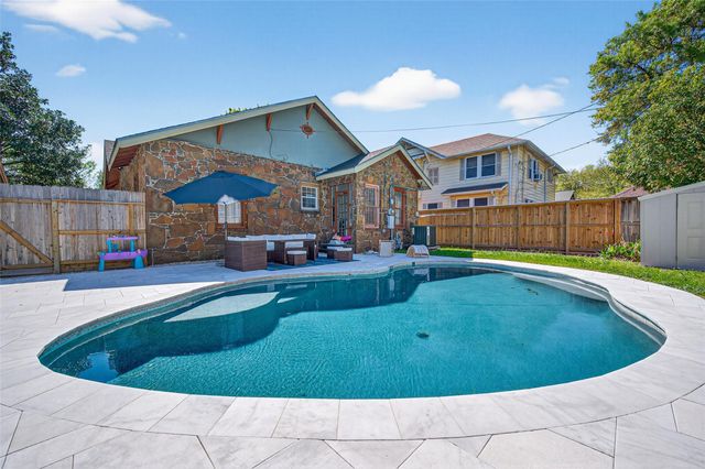 4415 Walker, Houston, TX, 77023