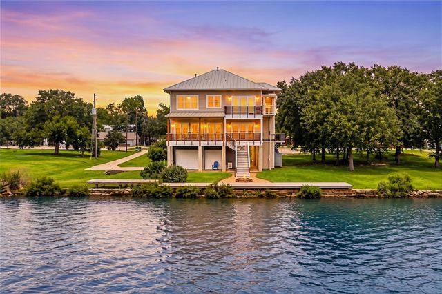 814 Hall, Seabrook, TX, 77586