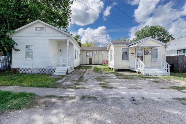 906 1/2 Panama, Houston, TX, 77009