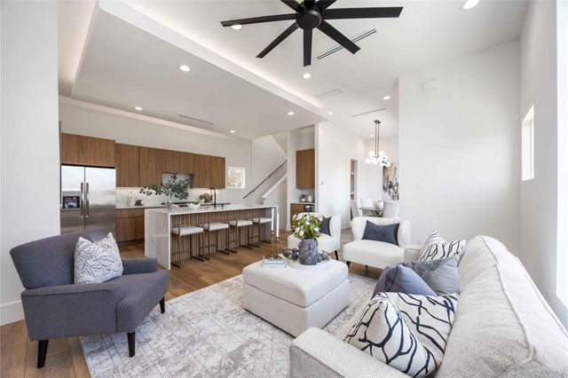 322 Janisch, Houston, TX, 77018