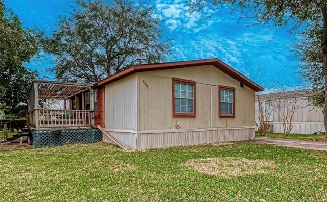 1201 Pampas, League City, TX, 77573