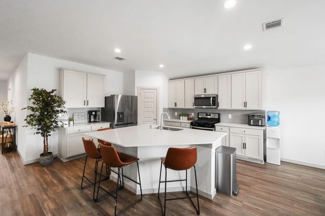  1126 Hyde Lake Ln, Missouri City, TX 77459