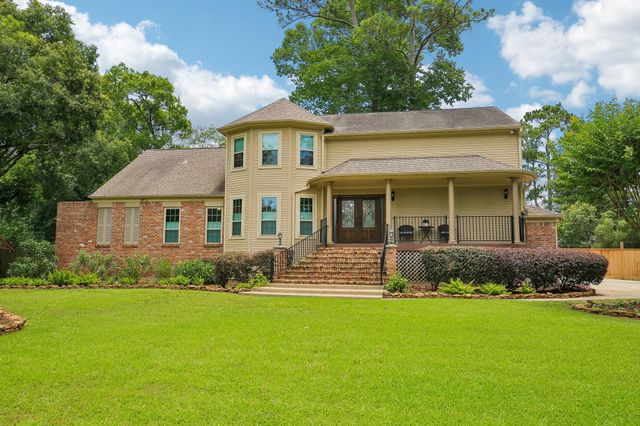 302 Charleston, Friendswood, TX, 77546