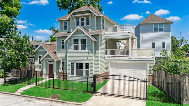6621 Main, Houston, TX, 77009