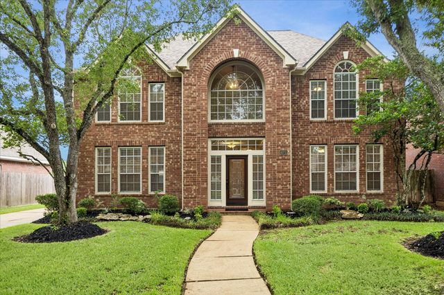 16715 Colony Terrace Dr, Sugar Land, TX 77479