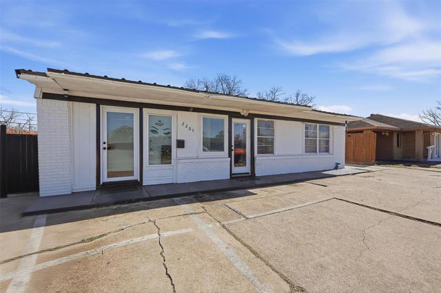 2205 Strawberry, Pasadena, TX, 77502