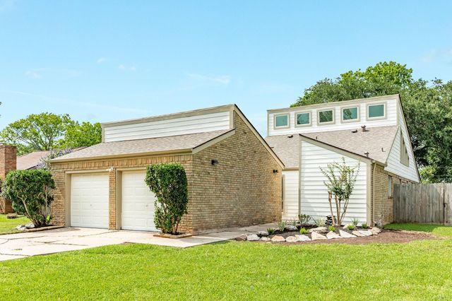 56 Garland, Lake Jackson, TX, 77566