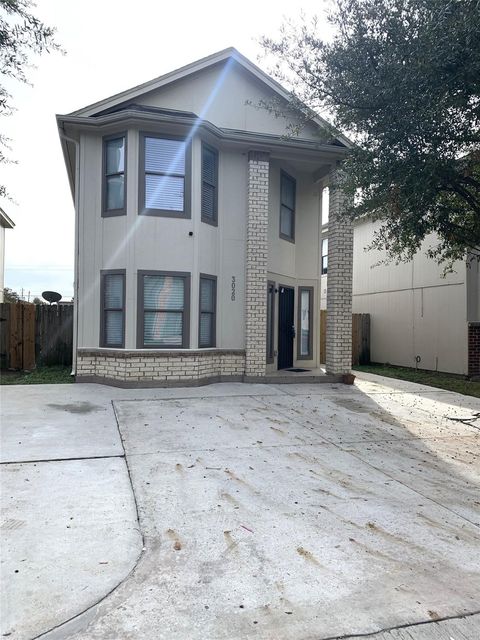 3020 La Estancia, Houston, TX, 77093